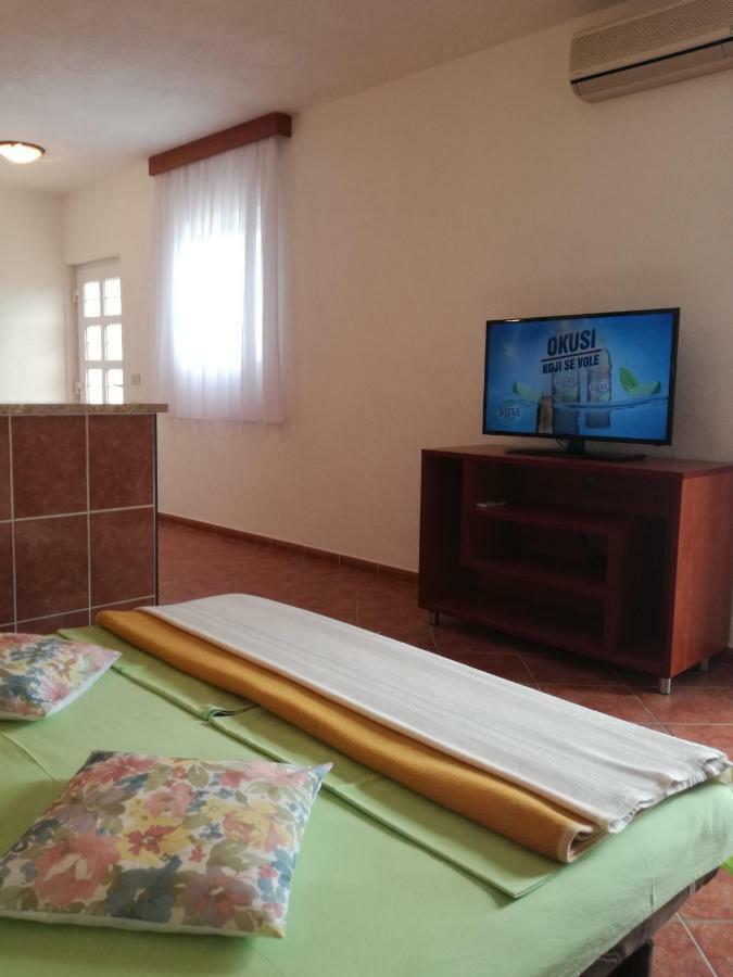 Apartmani Izabela Baška Voda Exterior foto